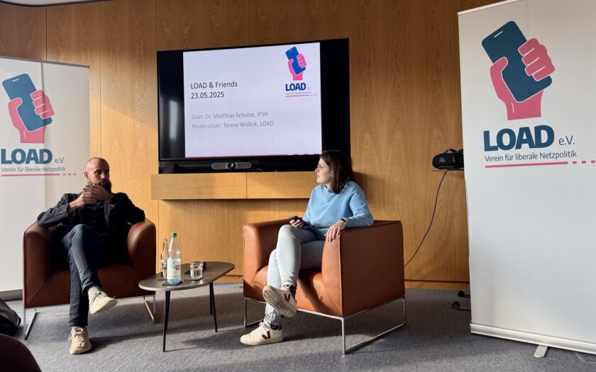 Gast: Dr. Matthias Schulze, Leiter des Forschungsschwerpunkts „Internationale Cybersicherheit“ am Institut für Friedensforschung und Sicherheitspolitik an der Universität Hamburg (IFSH) 